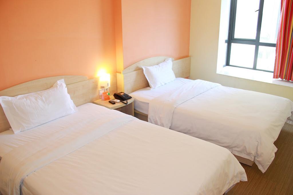 7Days Inn Heyuan Cultrual Palace Renren Le ภายนอก รูปภาพ